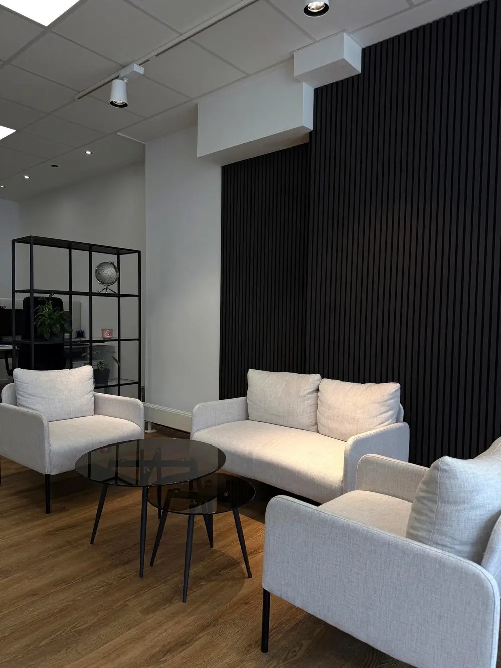 Im Büro von Uygar Vural in der Idastraße 41 in Köln
